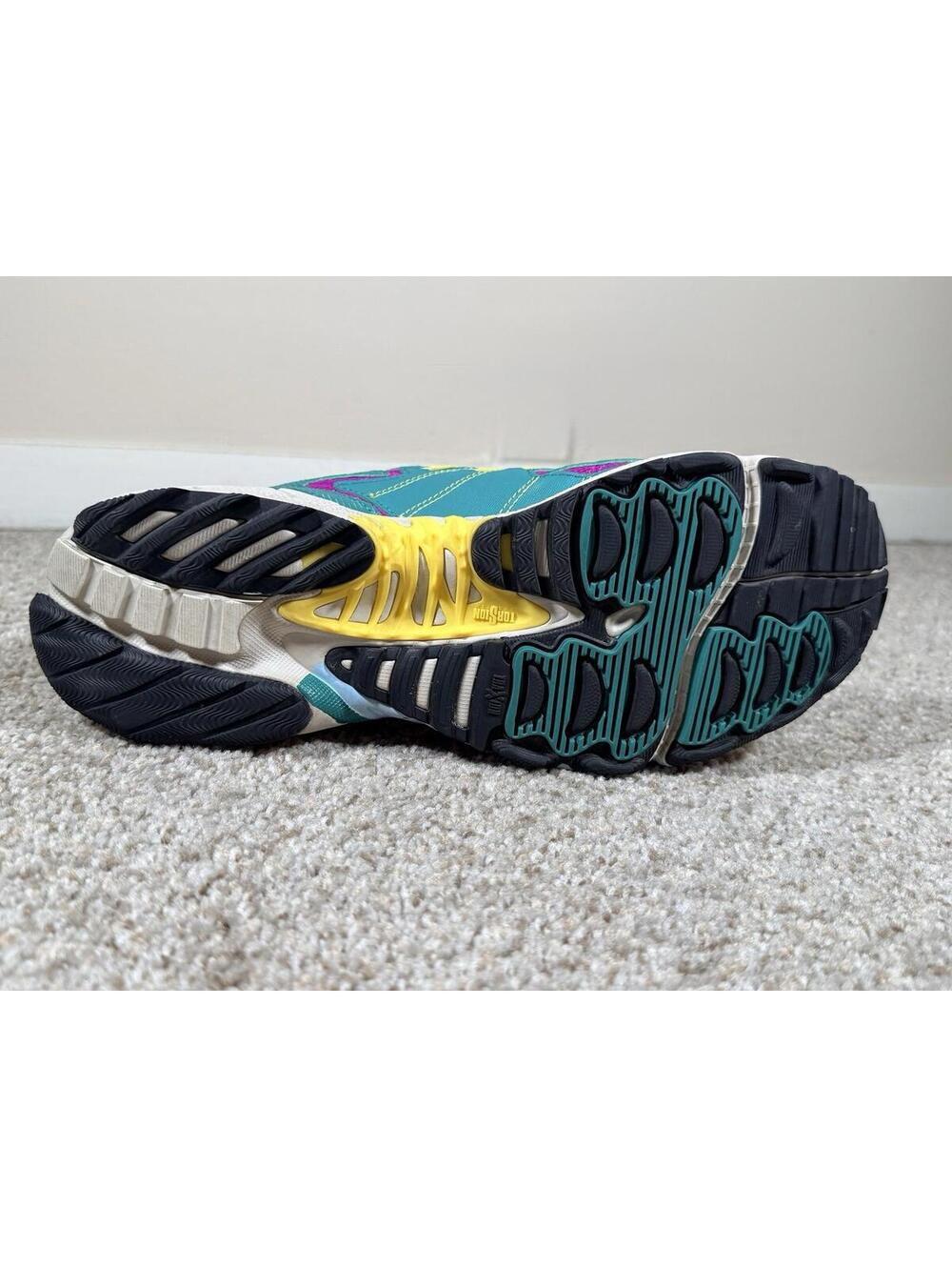 Adidas Women's Torsion TRDC EG8445 Size 8 - Picture 9 of 9